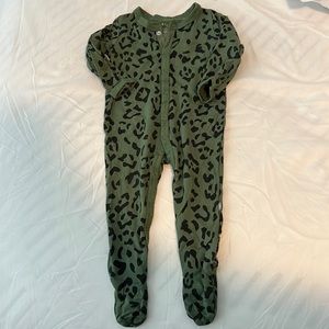 Kyte baby snap footie